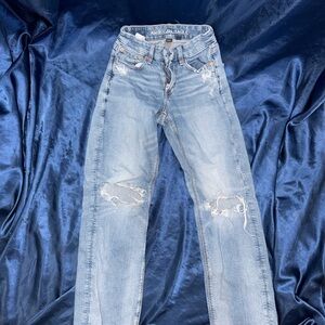 American Eagle Outfitters Women's Distressed Light Blue Jeans